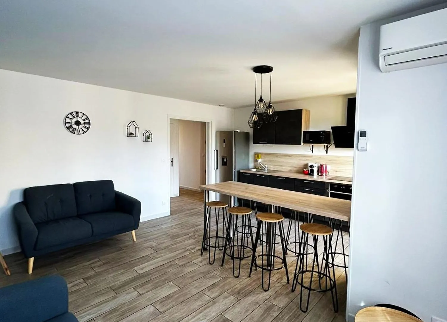 Appartamento Appartements 4 Chambres Avec 4 Salles De Bains Et Climatisation Avignone
